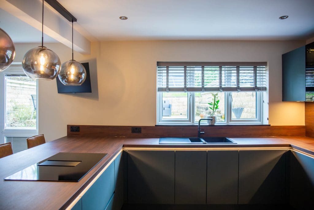 0V7B4253 Enhanced Nr | German Kitchen Outlet, Chester