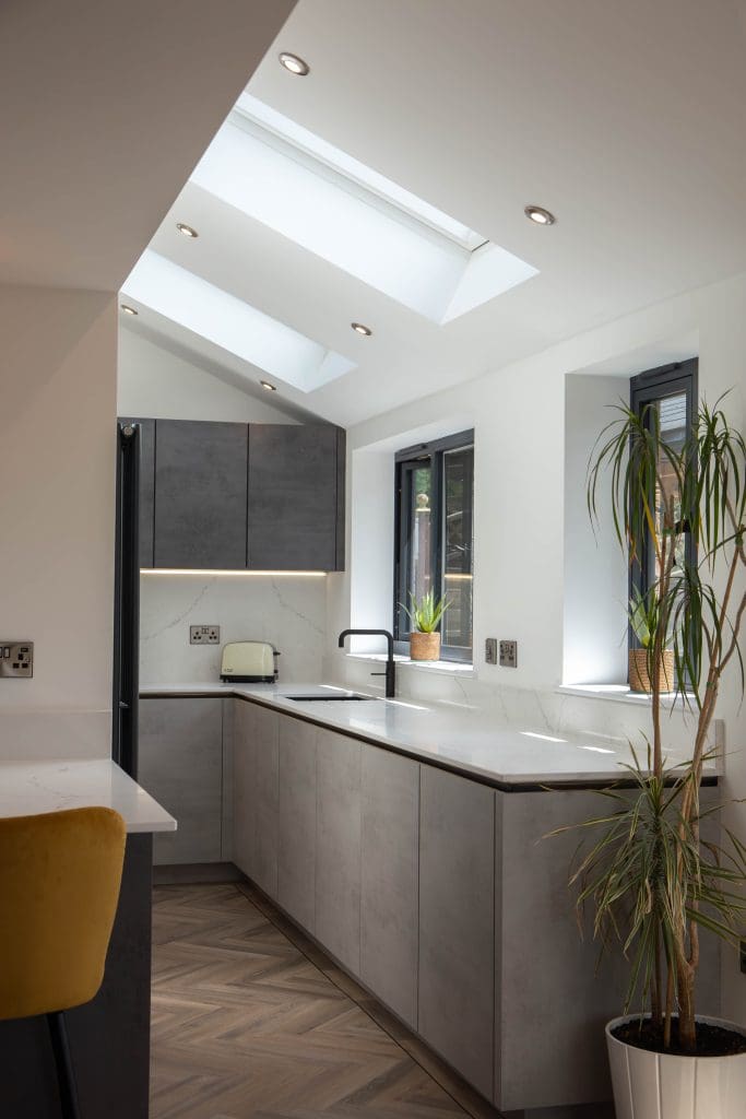 0V7B4958 Enhanced Nr | German Kitchen Outlet, Chester