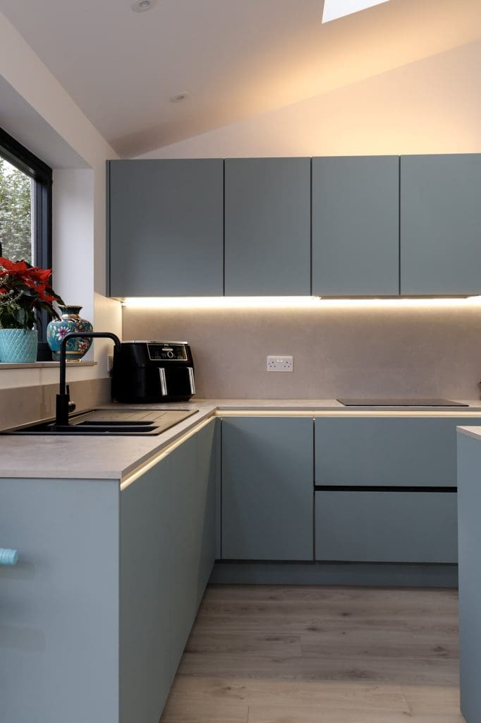 2 6Nh6245 Edit | German Kitchen Outlet, Chester