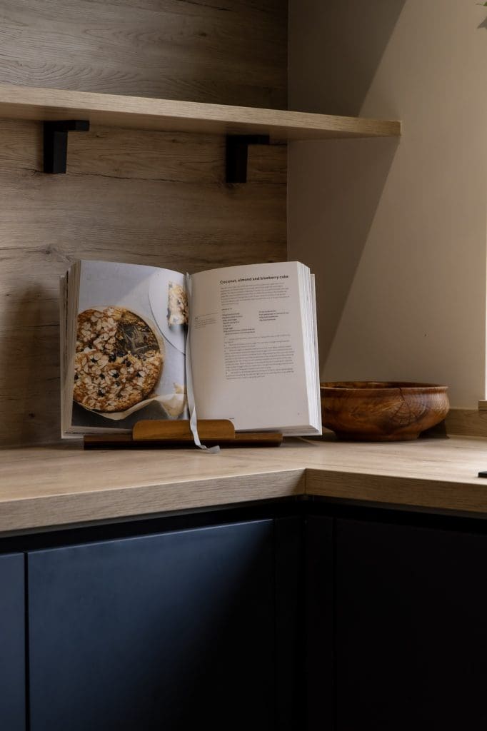 2 6Nh9682 | German Kitchen Outlet, Chester