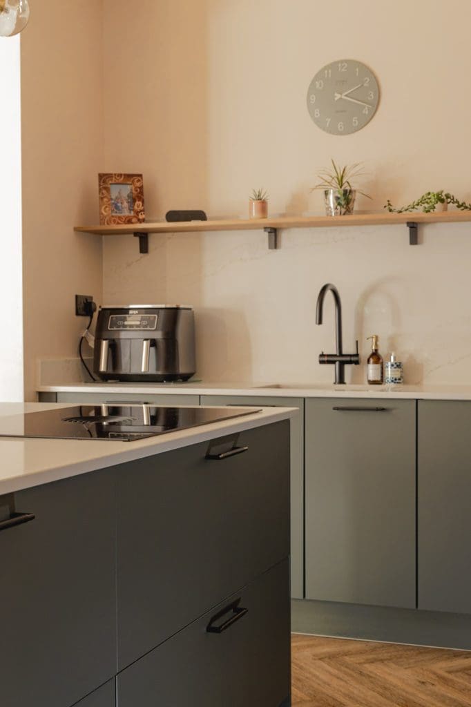 6 6Nh9957 | German Kitchen Outlet, Chester