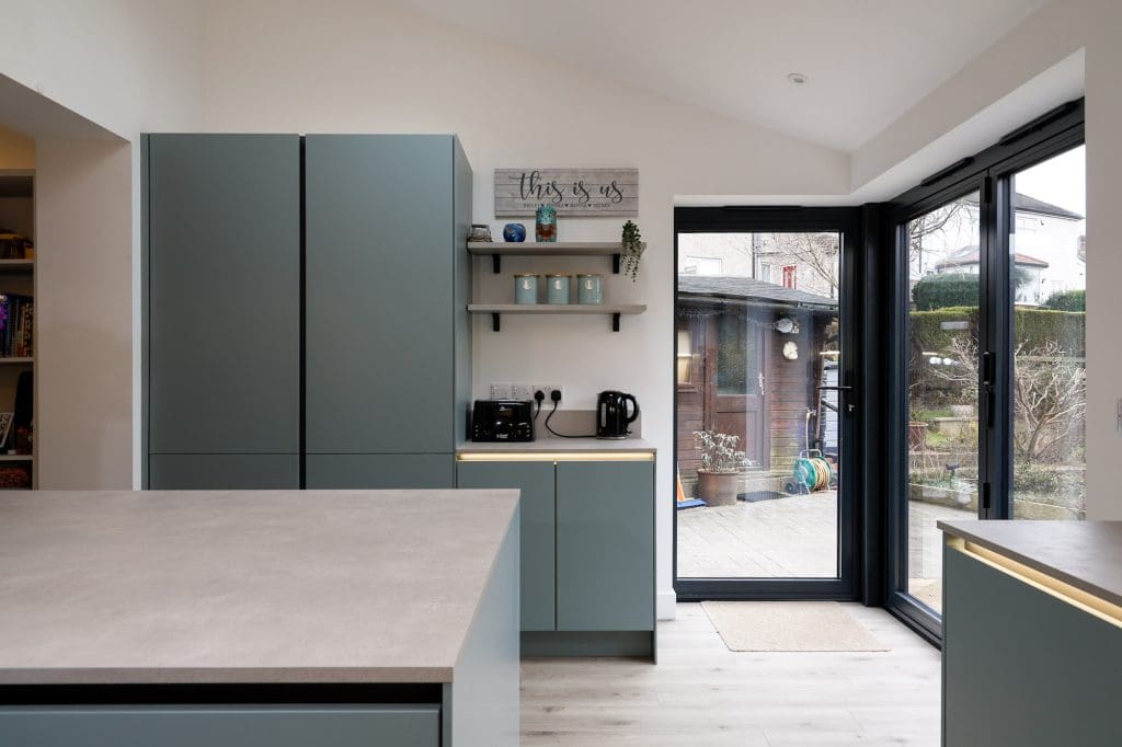 7 6Nh6191 | German Kitchen Outlet, Chester