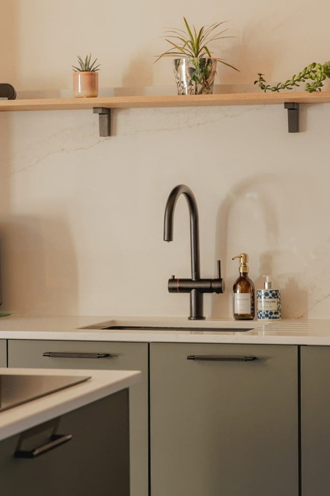7 6Nh9960 | German Kitchen Outlet, Chester