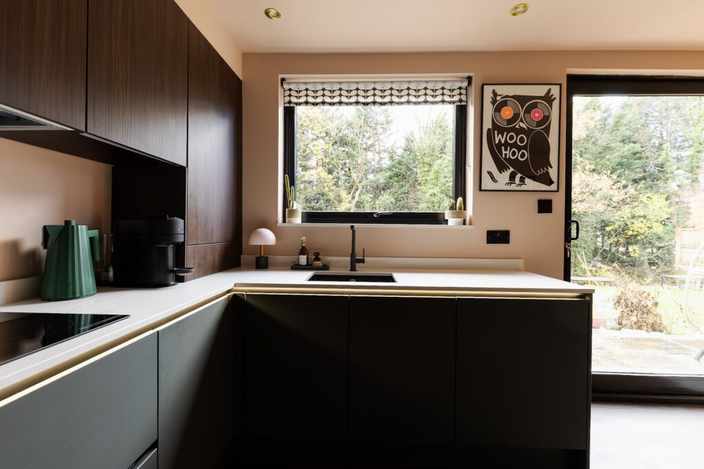 7 6Nh0576 Hdr | German Kitchen Outlet, Chester