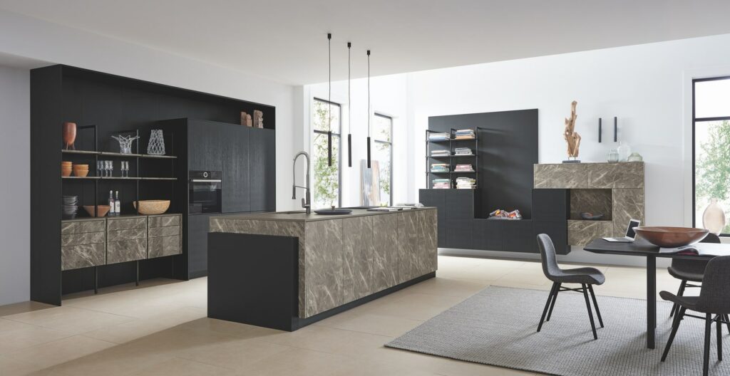 Ballerina Ceramic Open Plan Kitchen With Island | Totally Kitchens, Southampton