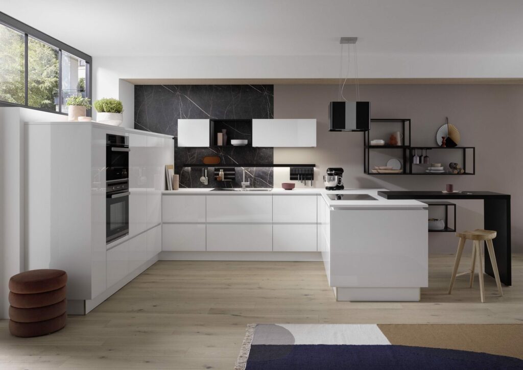 White Gloss U Shaped Kitchen | Coleroberts, Loughborough