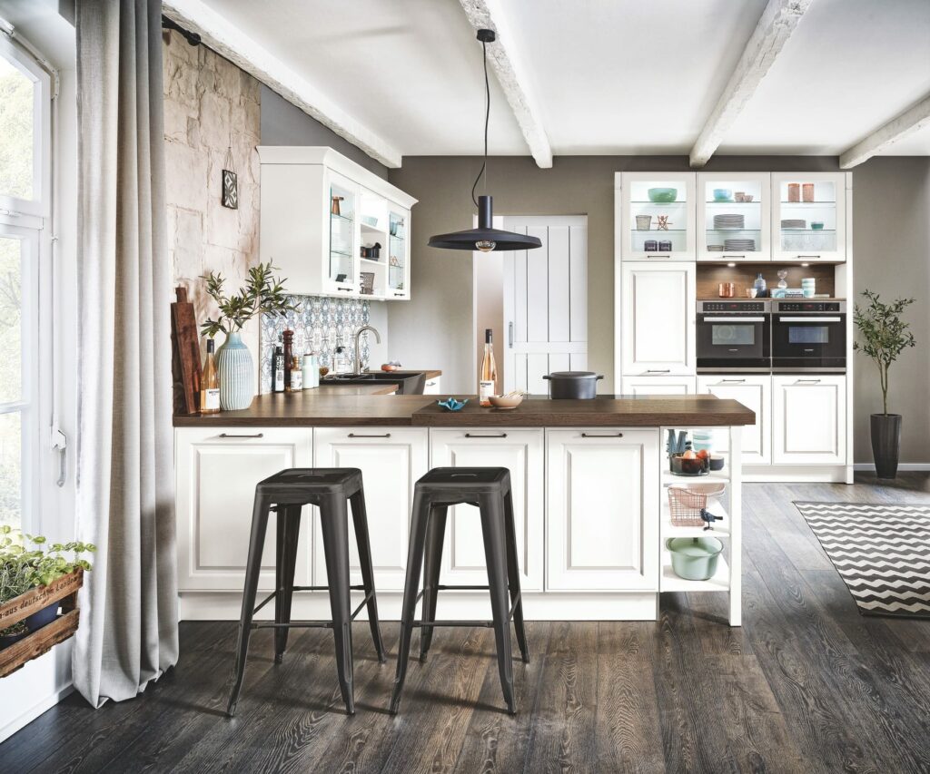 White Shaker Kitchen 2 1 | Coleroberts, Loughborough