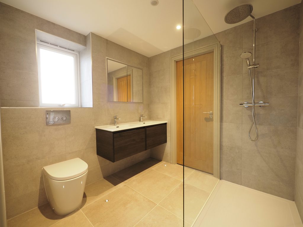 E2Dff4B8 5026 4939 B3D2 A8Ea69C6Bbfd | Plum-Mex, Farnham